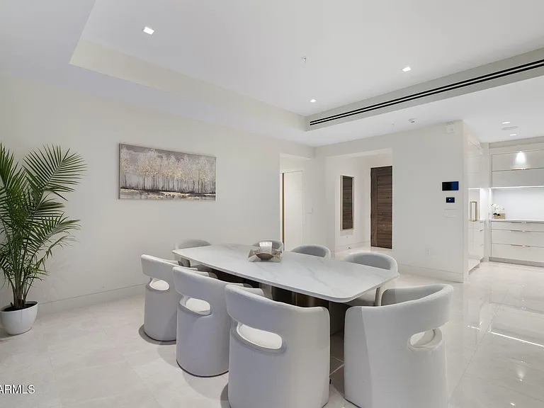 6587 N Palmeraie Blvd #2015 — Photo 37