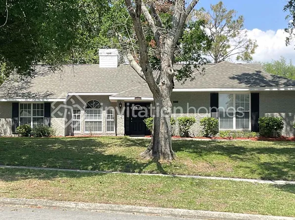 10411 Myakka Dr, Clermont, FL 34711