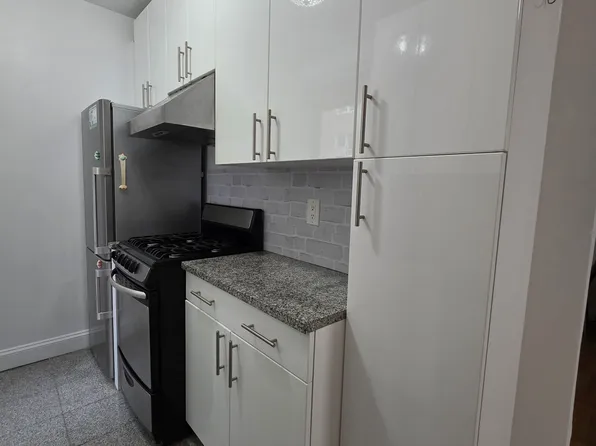 98-50 67th Avenue image 5 of 15