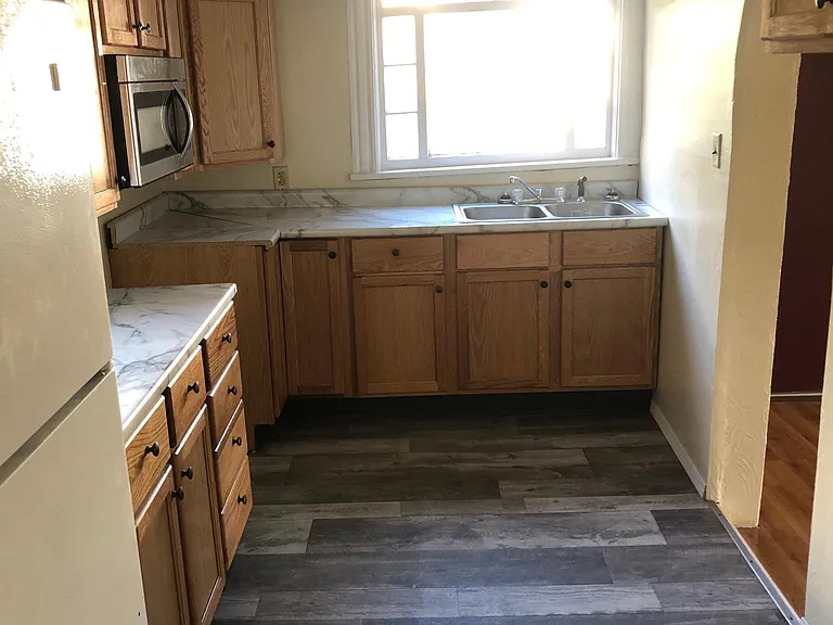 601 View Ave — Photo 12