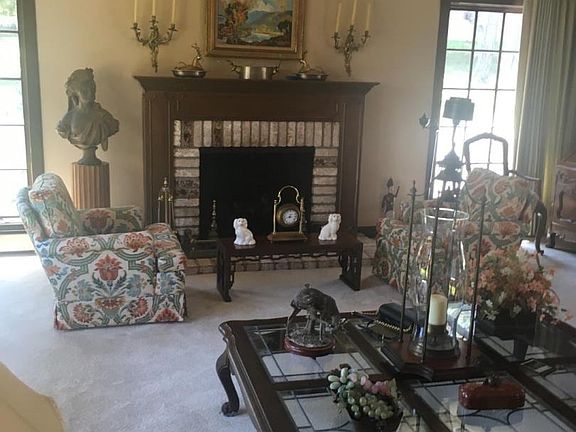 5th image of 1263 Sombria Ln