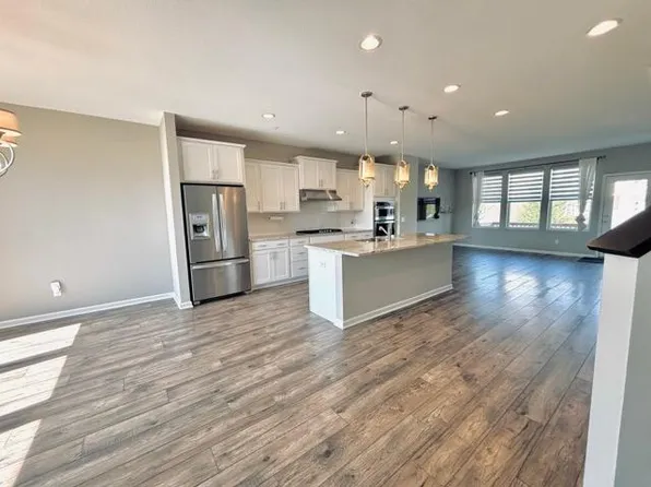661 Satori Way, Chaska, MN 55318