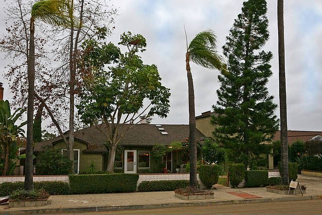 1st image of 5290 Canterbury Dr