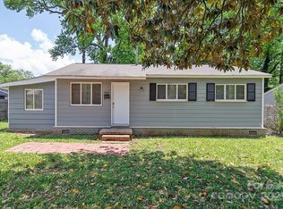 2409 Thornton Rd, Charlotte, NC 28208