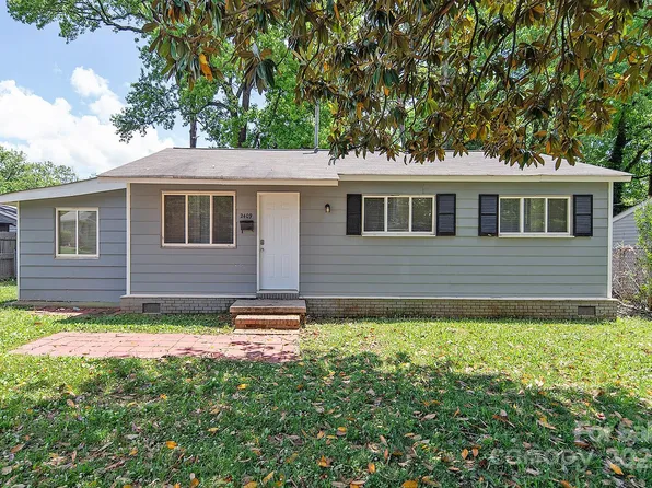 2409 Thornton Rd, Charlotte, NC 28208