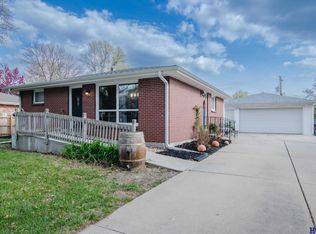 3817 Linden St, Lincoln, NE 68516