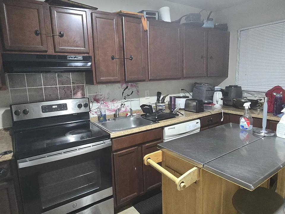 503 Kerby Hill Rd #1