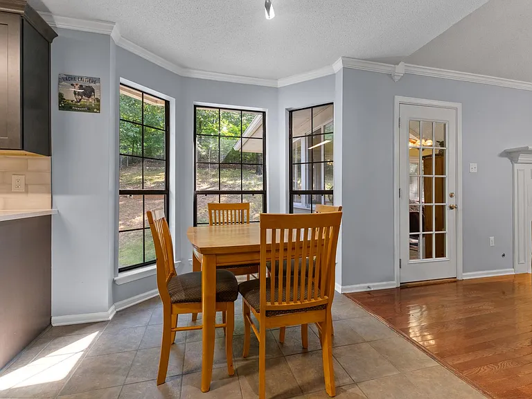 3812 Lakewood Valley Dr — Photo 6