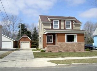 328 Union Pl, Manitowoc, WI 54220