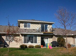 1314 Island Dr, Forest Lake, MN 55025