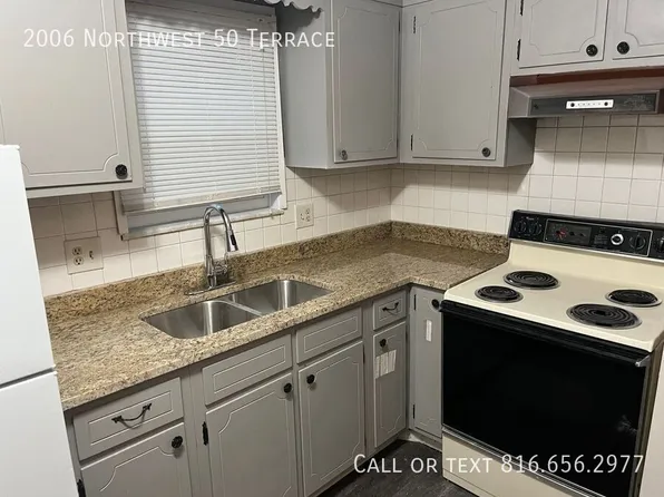 2006 NW 50th Ter, Kansas City, MO 64151