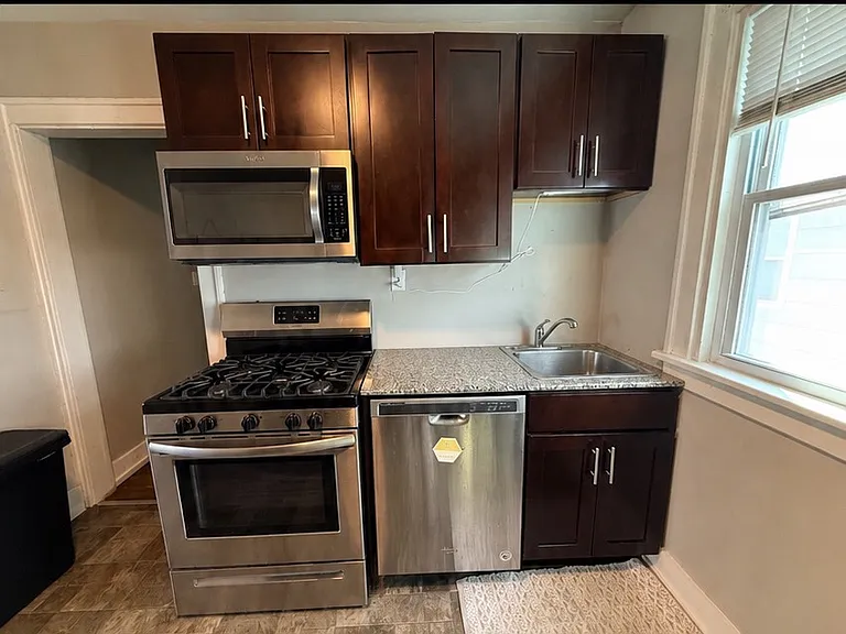 111 Cunard Rd #1 — Photo 2