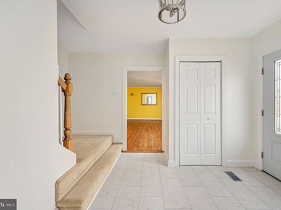 5th image of 31 River Ridge Ln