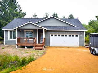 454 SW Sextans Ave W, Ocean Shores, WA 98569