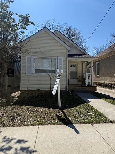 15 Euclid Ave Photo 1