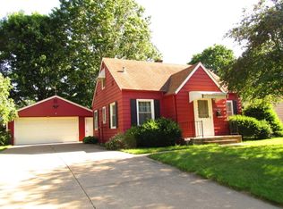 4538 11th Ave #B, Moline, IL 61265