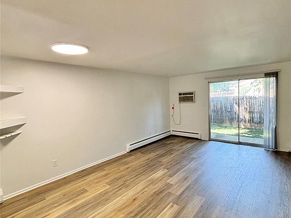 4th image of 5946 W 41st Ave