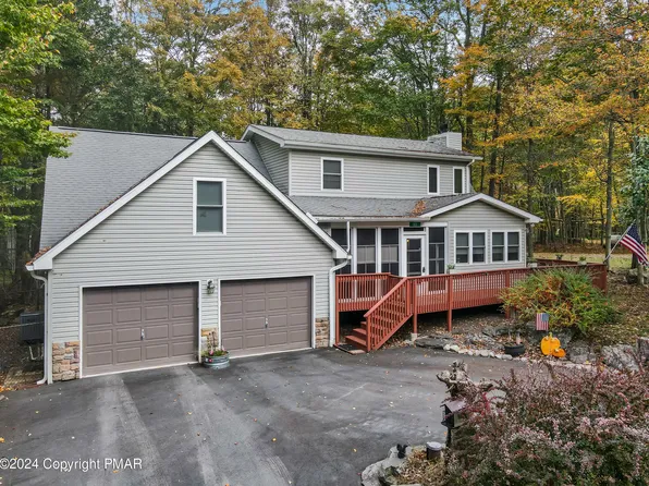 165 Paxinos Dr, Pocono Lake, PA 18347