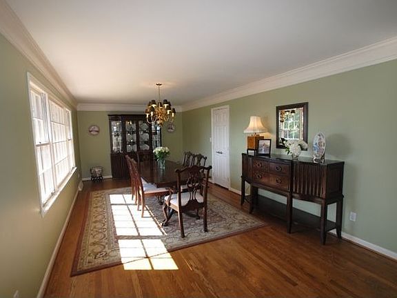 dining room/living room