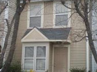 15325 Gatehouse Ter, Woodbridge, VA 22191