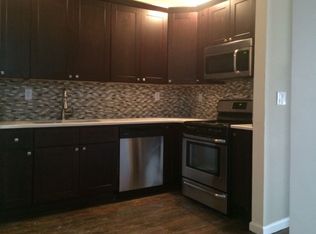23-56 36th St #2, Astoria, NY 11105