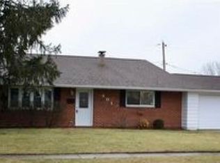 401 Falcon Dr, New Carlisle, OH