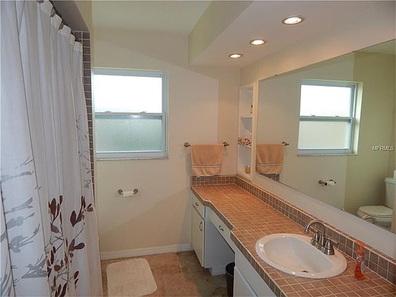 5th image of 7436 Dickens Dr