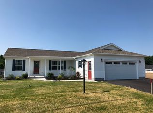 29 Hosta Ln, Clinton, NY 13323