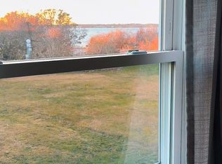 5 Treasure Bay Ln, Fairhaven, MA 02719