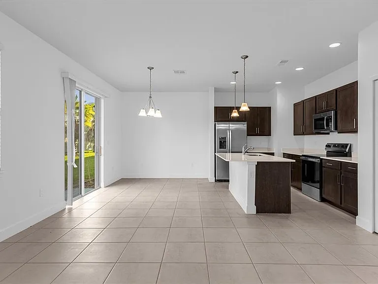 1336 Captiva Cv — Photo 4