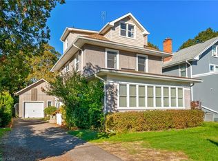 153 Geneva St, Saint Catharines, ON L2R 4N7