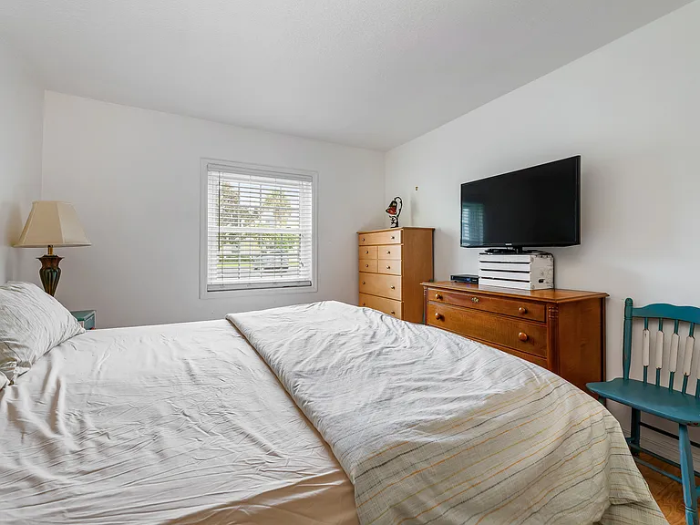 204 Pompano Dr SE #A — Photo 23