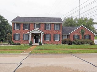 5897 Hightower Dr, Saint Louis, MO