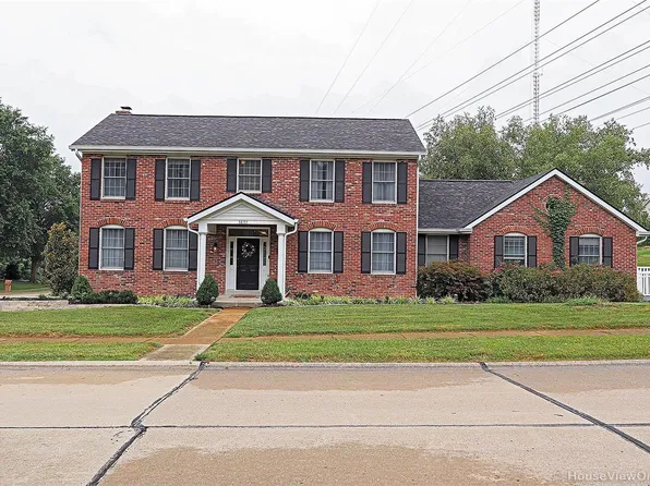 5897 Hightower Dr, Saint Louis, MO 63128