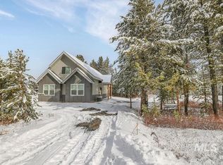 18 White Fir Loop, Donnelly, ID 83615