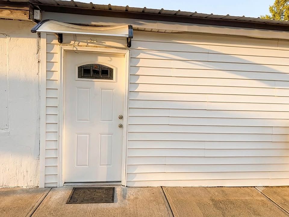 1st image of 8708 N Edison Ave #B