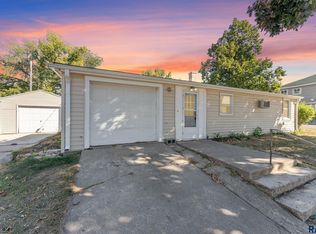 1700 E Austin St, Sioux Falls, SD 57103