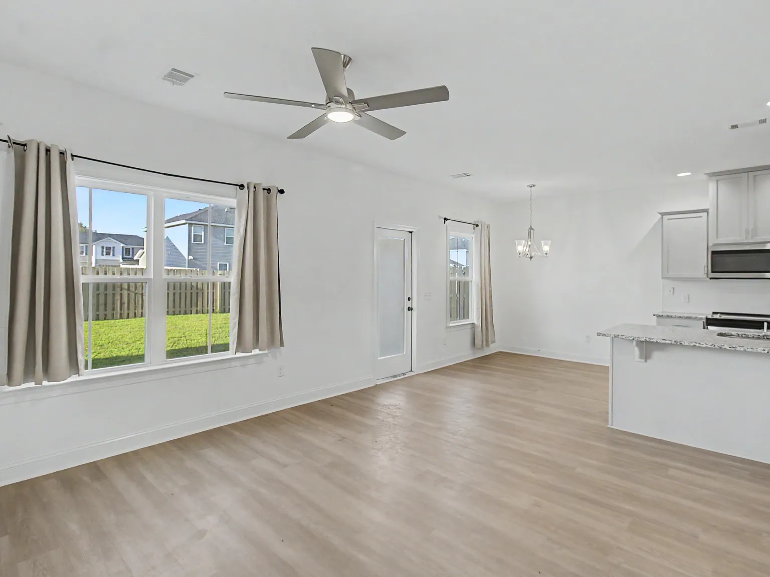 248 Buckingham Drive - 1 — Photo 2