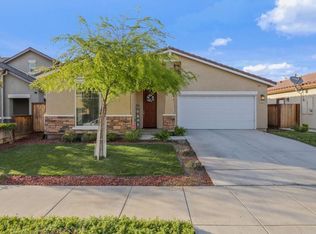 2344 N Fallbrook Dr, Los Banos, CA