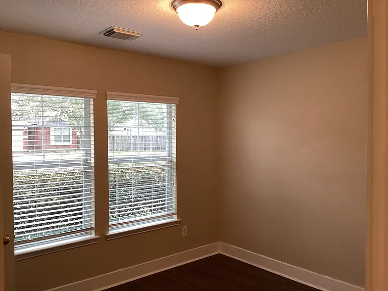 255 Crystal Isle Dr — Photo 15