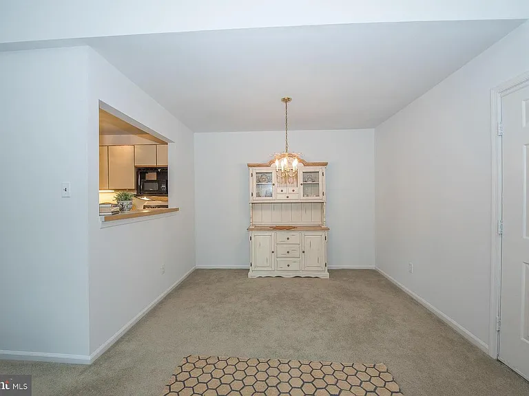 36 Le Forge Ct — Photo 4