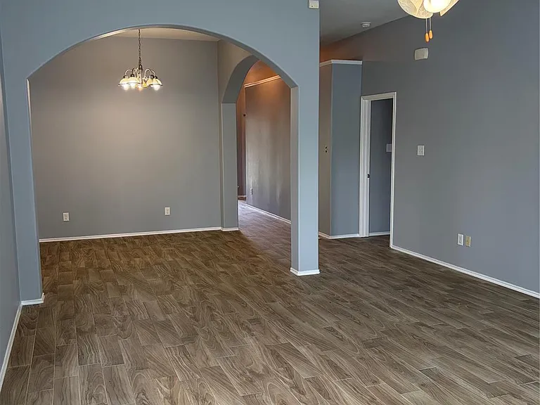 7214 Crescent Mills Dr — Photo 15