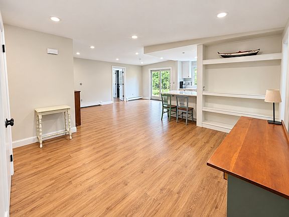 2nd image of 14 Cornell Rd