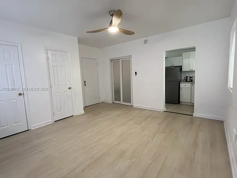 1027 Euclid Ave #5 — Photo 3