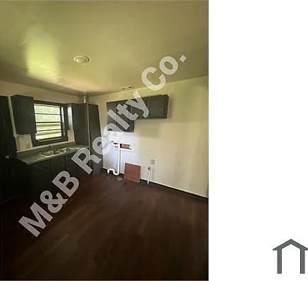 1405 Next St — Photo 5