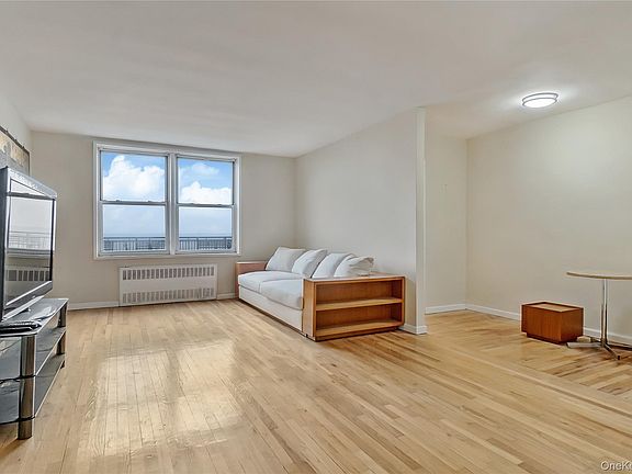 5th image of 133 Beach 120th Street #1E