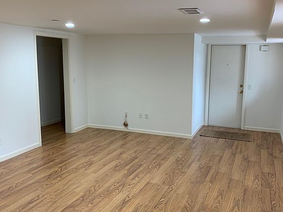 2nd image of 45 Hamilton Pl
