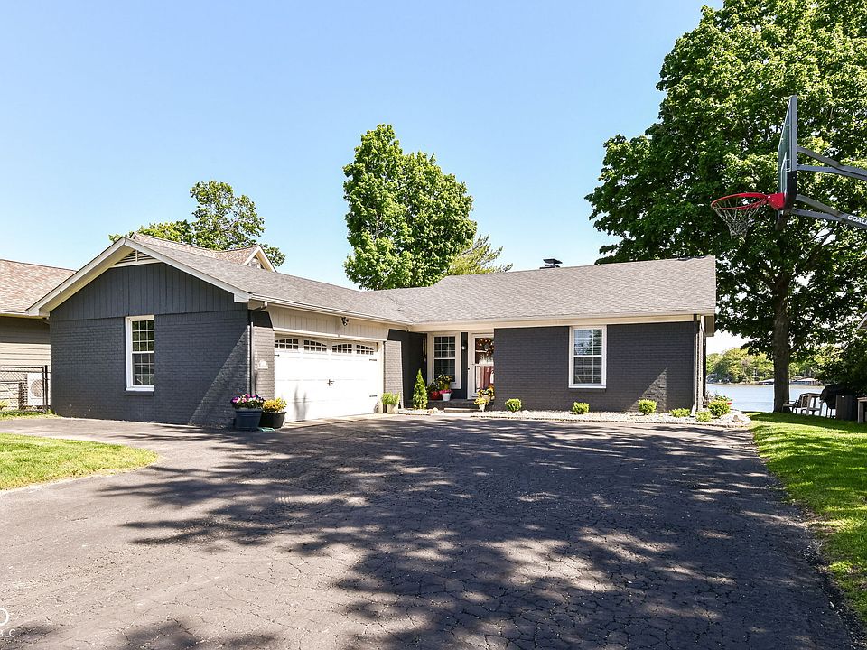 1st image of 1420 Bayswater Ln