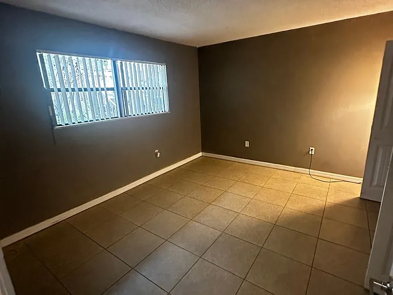 2811 SW Archer Rd #Z251 — Photo 13