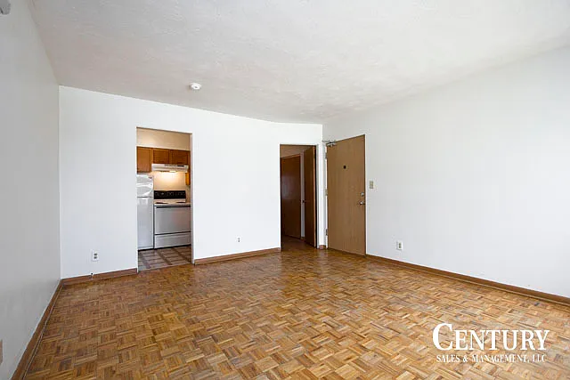 1 bed, 602 sqft, $669 — Photo 2